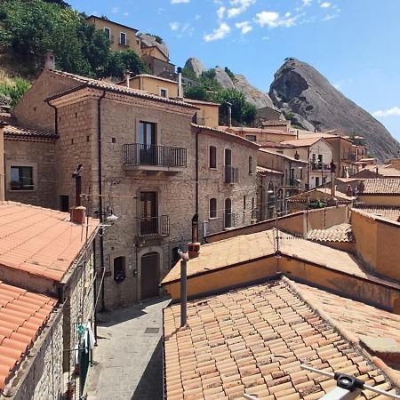 Al Cuore Del Borgo Villa Castelmezzano Exterior photo