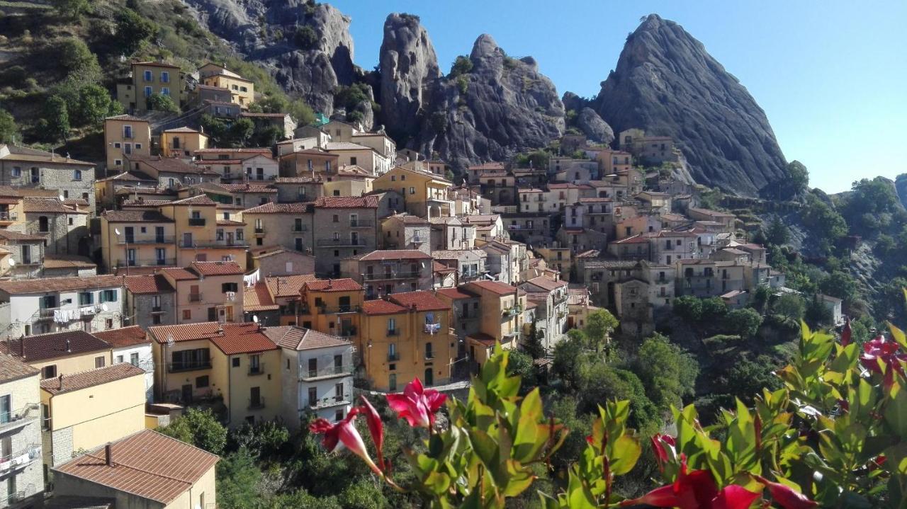 Al Cuore Del Borgo Villa Castelmezzano Exterior photo