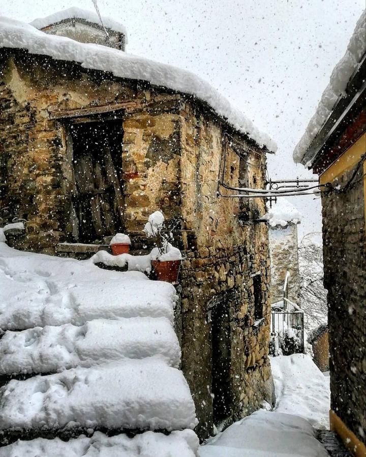 Al Cuore Del Borgo Villa Castelmezzano Exterior photo