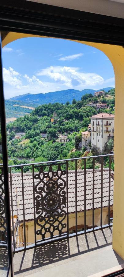 Al Cuore Del Borgo Villa Castelmezzano Exterior photo